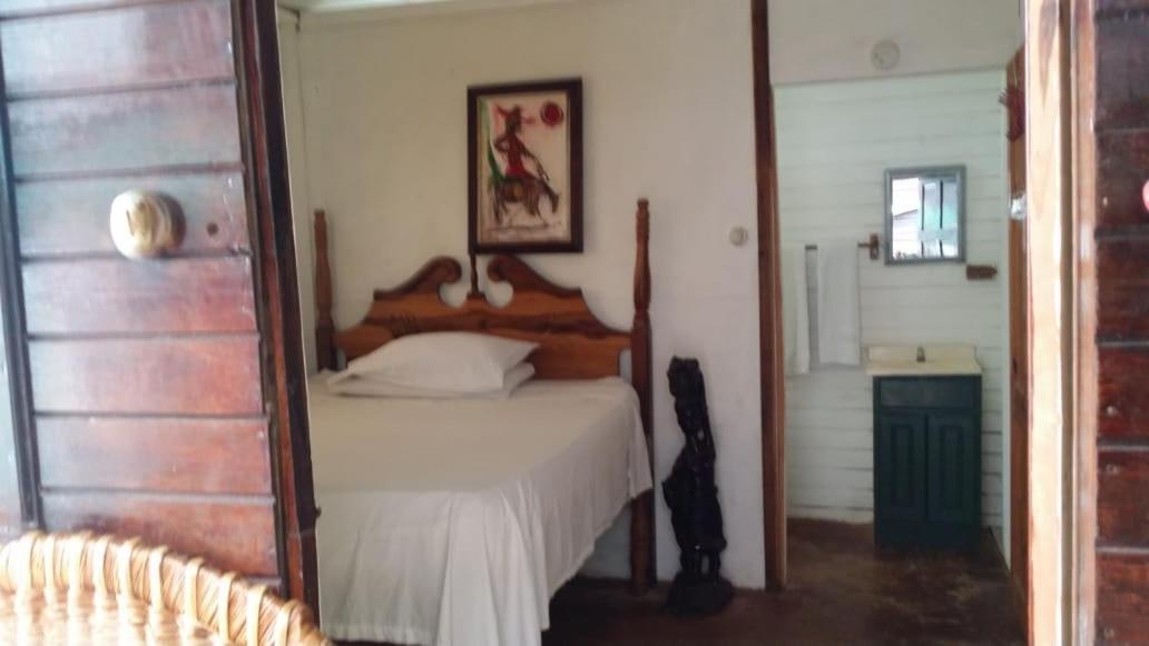 Villa Rasta - Ocean View Bungalows ปอร์ตอันโตนิโอ ภายนอก รูปภาพ