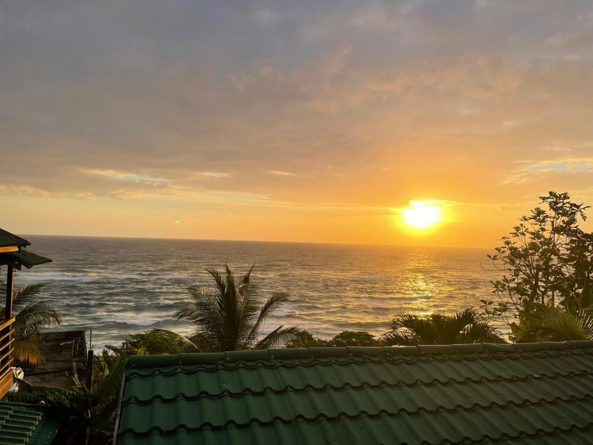 Villa Rasta - Ocean View Bungalows ปอร์ตอันโตนิโอ ภายนอก รูปภาพ