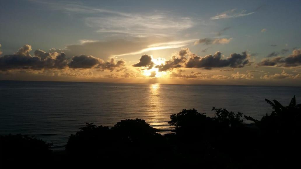 Villa Rasta - Ocean View Bungalows ปอร์ตอันโตนิโอ ภายนอก รูปภาพ